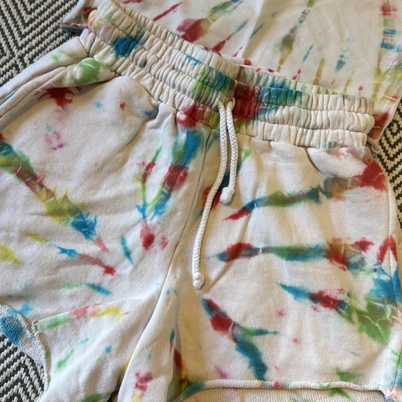 Wesley Matching Set - Picture 2 of 7